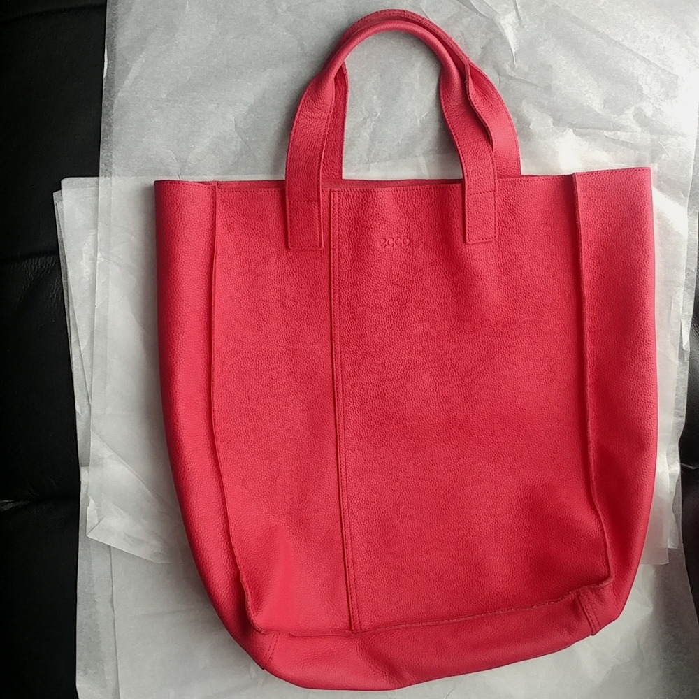 Ecco leather tote bag
